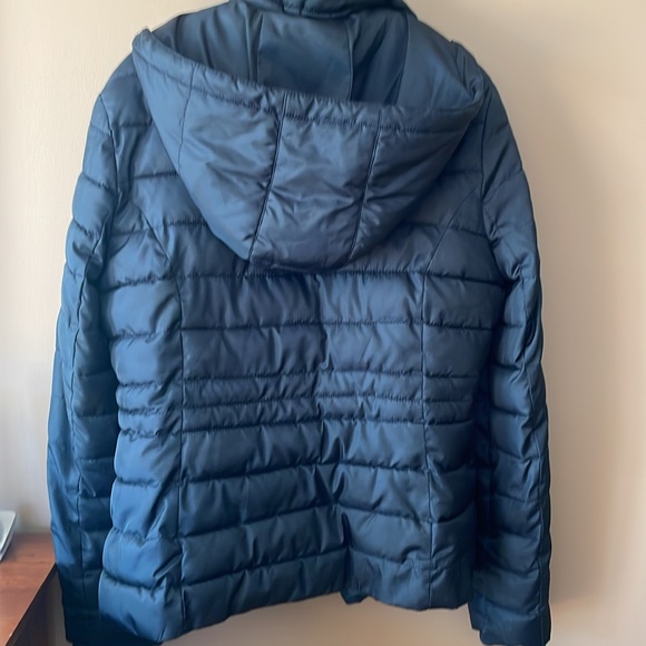 Colebrook Removable Hooded Puffer Jacket- Navy- Large - Picture 6 of 11